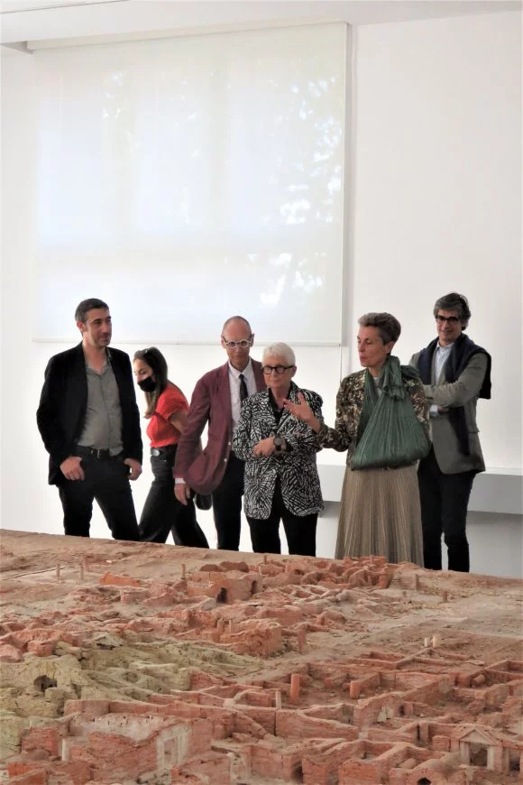 Visite VIP avec Laure Martin et Clément Nouet, commissaires de l'exposition "La mémoire en filigrane"