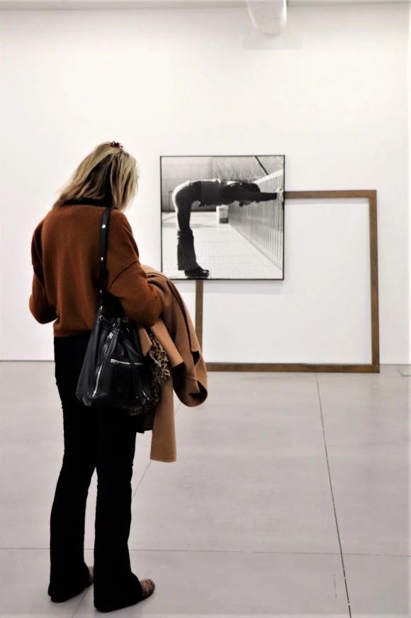 Visite découverte de<br> l'exposition des collections, de "Stadio" et de "Sur le plateau de tournage, objets à suppléments d'âme et tir à l'arlequin"