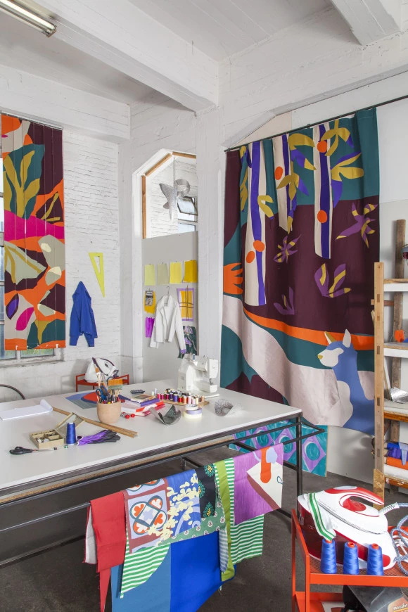 Atelier "Tentures textiles" par le duo d'artistes designers Les Crafties