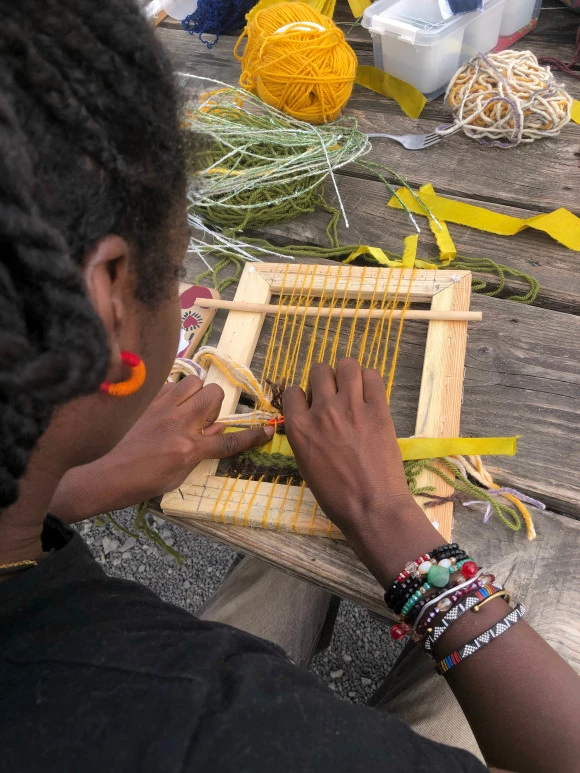 Atelier tissage de l'artiste Sanaa Mejjadi