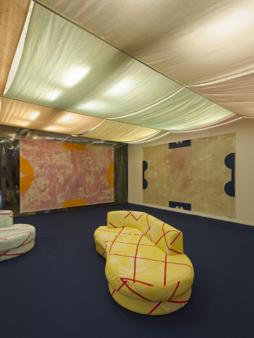 Anna Meschiari, vue de l'exposition « Les dormeur.euse.x.s », Mrac Occitanie, Sérignan, 2025. Photo : Aurélien Mole