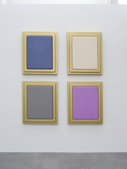 Sylvie Fleury, vue de l'exposition « Thunderb », Mrac Occitanie, Sérignan, 2025. Photo : Aurélien Mole