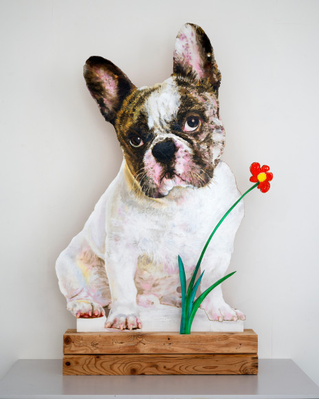 Ida Tursic & Wilfried Mille, "French Bulldog", 2018, Huile sur bois, 168 x 100 x 21,5 cm, Musée régional d'art contemporain Occitanie, Sérignan, photo Charles Duprat, © Ida Tursic & Wilfried Mille
