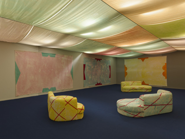 Anna Meschiari, vue de l'exposition « Les dormeur.euse.x.s », Mrac Occitanie, Sérignan, 2025. Photo : Aurélien Mole