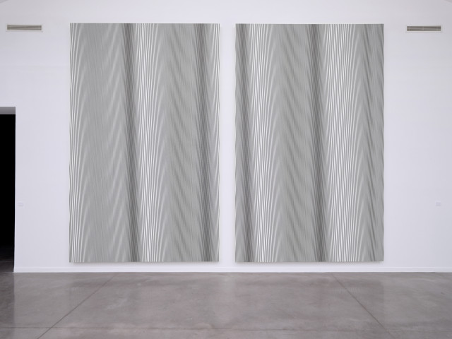 Philippe Decrauzat, vue d'exposition, "Intercisio". Mrac Occitanie, Sérignan, 2026. Photo : Aurélien Mole.