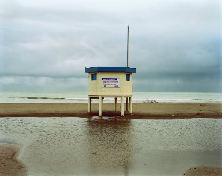 Raymond Depardon, "Narbonne plage, Aude", 2007. Photographie, 110 x 130 cm. © Raymond Depardon / Magnum Photos. Collection Mrac Occitanie 