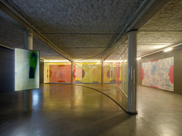 Anna Meschiari, vue de l'exposition « Les dormeur.euse.x.s », Mrac Occitanie, Sérignan, 2025. Photo : Aurélien Mole
