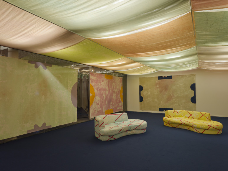 Anna Meschiari, vue de l'exposition « Les dormeur.euse.x.s », Mrac Occitanie, Sérignan, 2025. Photo : Aurélien Mole